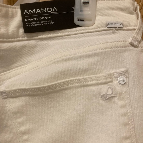 NWT DL1961 Amanda Jean - Picture 5 of 11